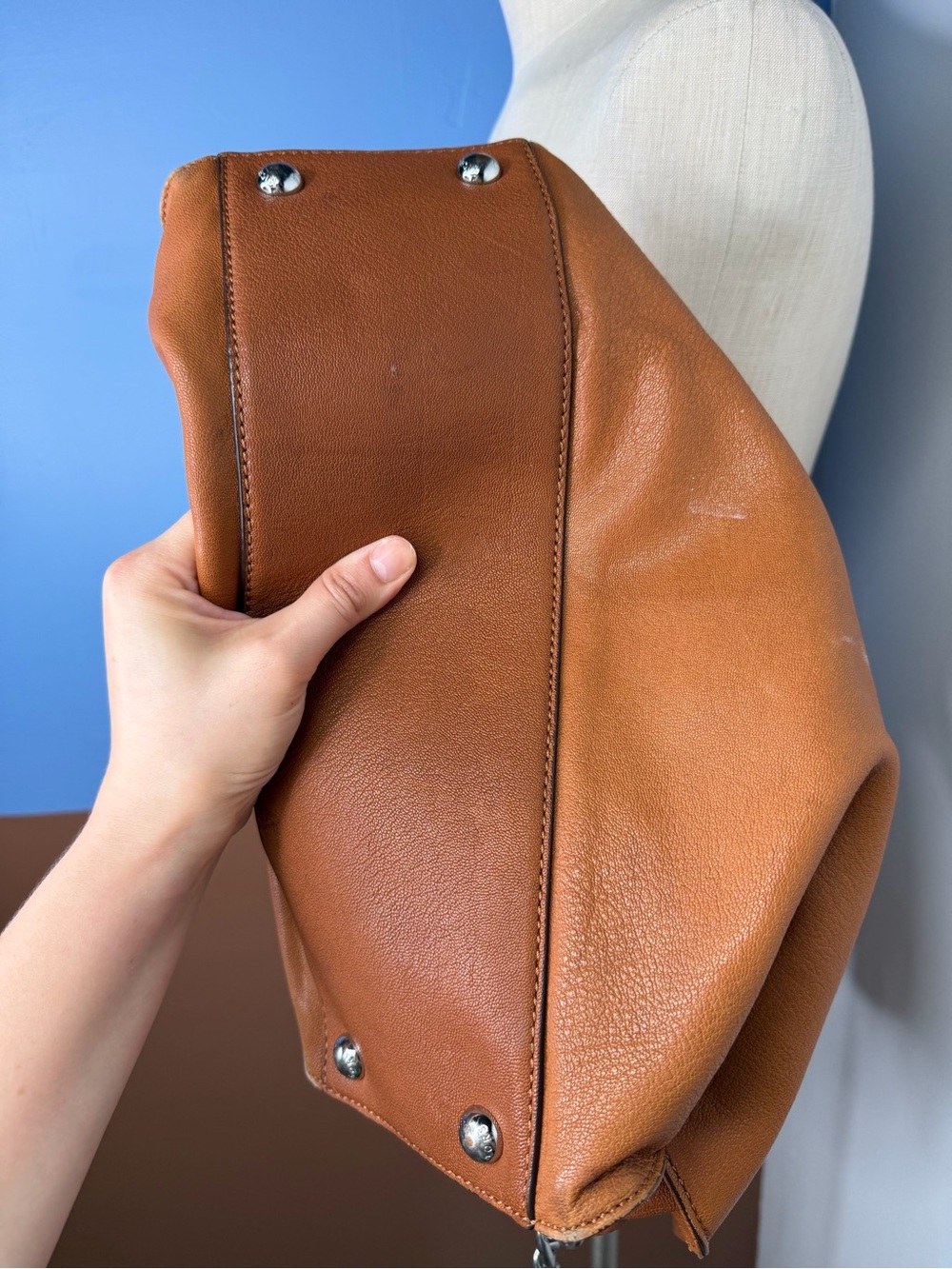 Michael Kors Tan Leather Handbag
TLC - Picture 6 of 6